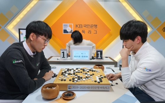 신진서, '전승 신화'에 1승 남았다